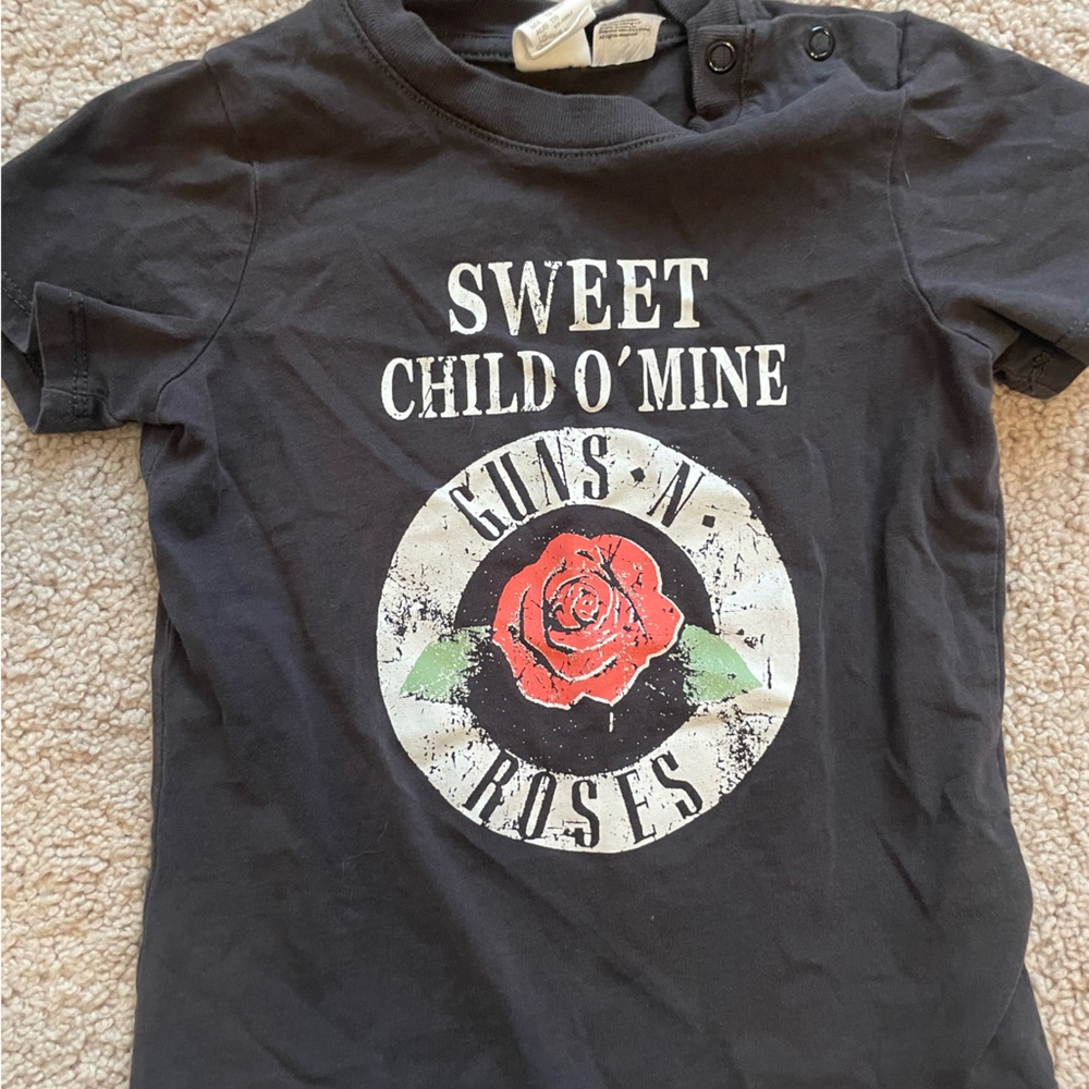Guns and roses toddler t